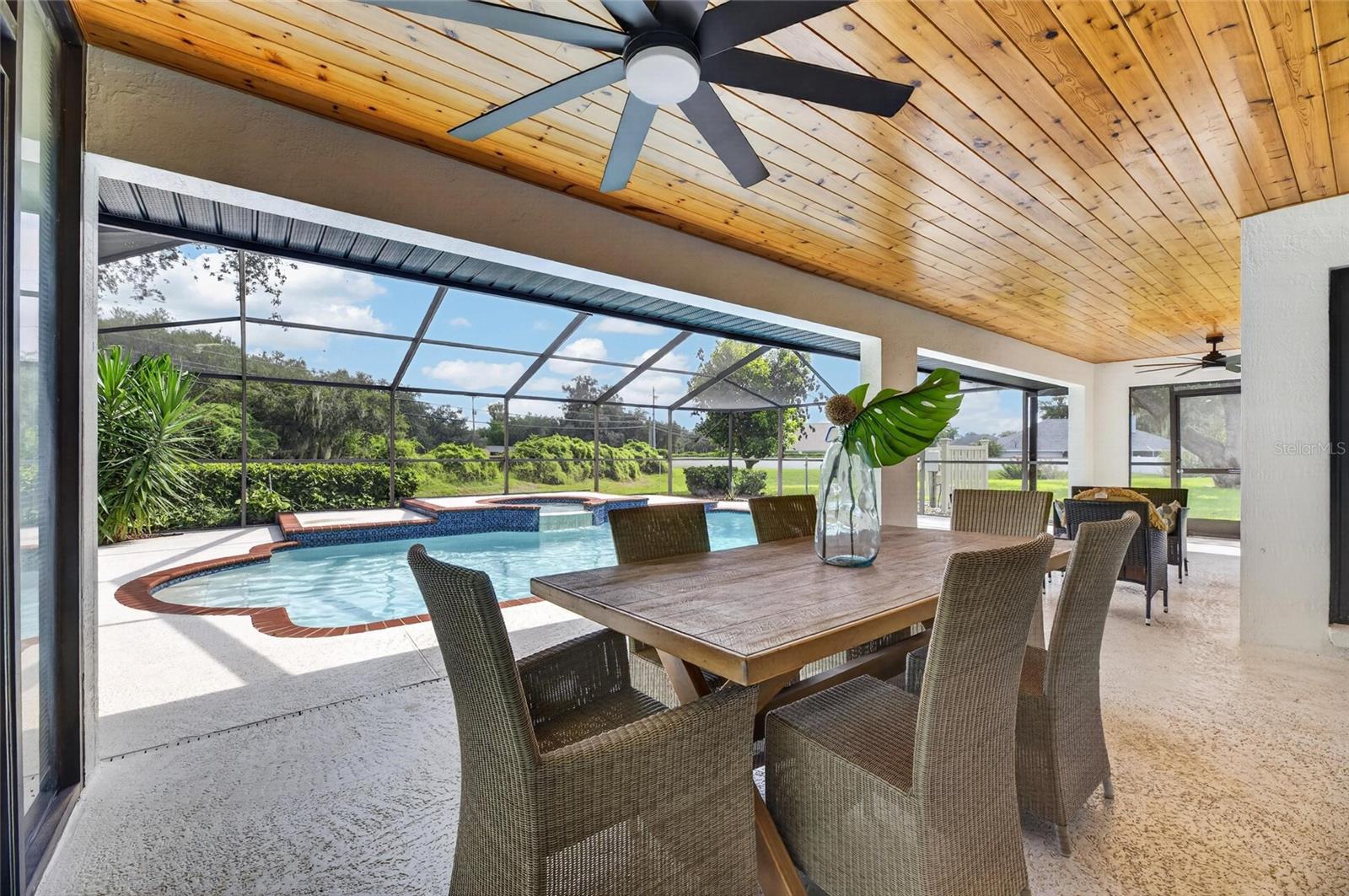 104 BARRINGTON DR