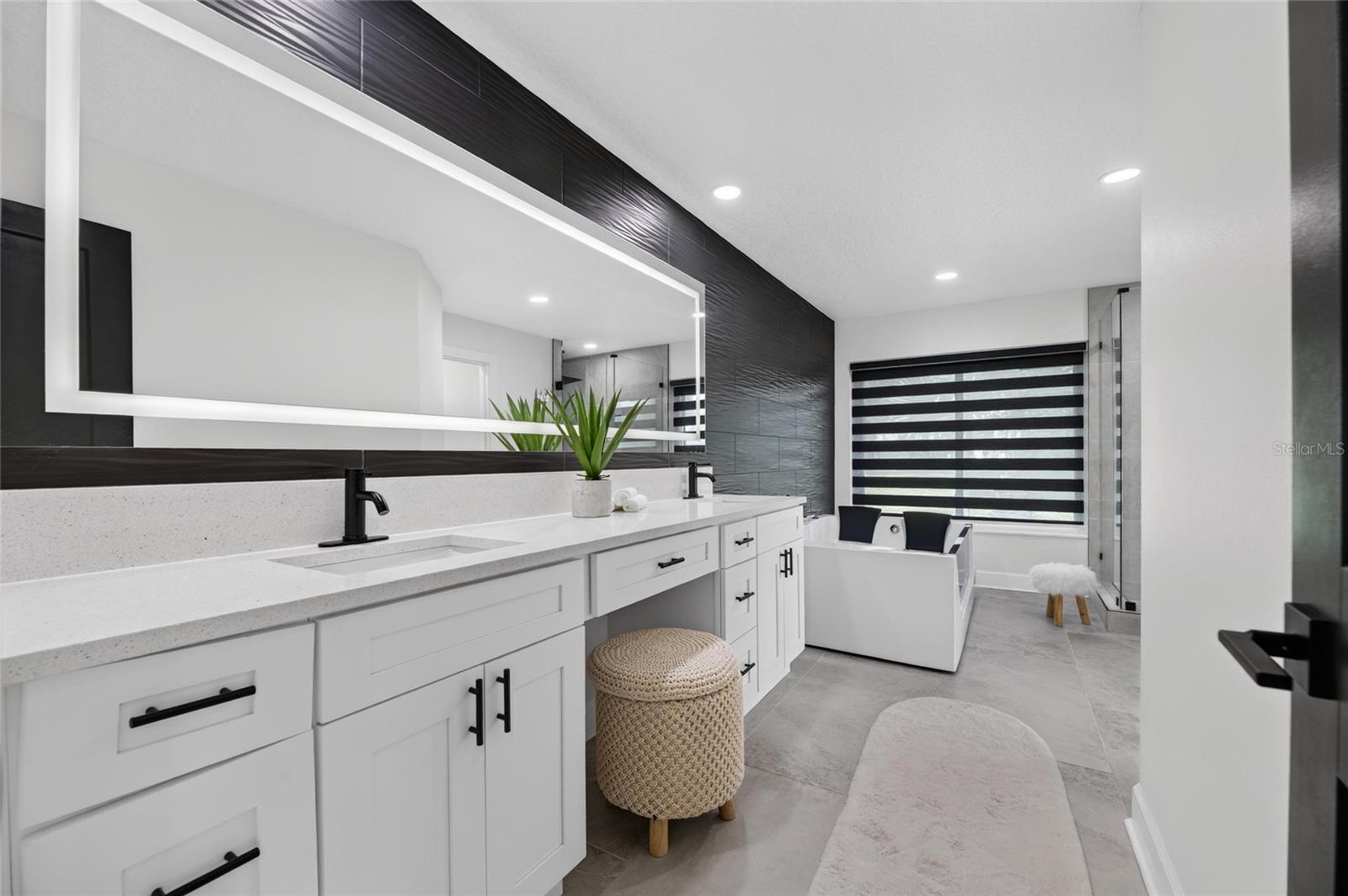 104 BARRINGTON DR