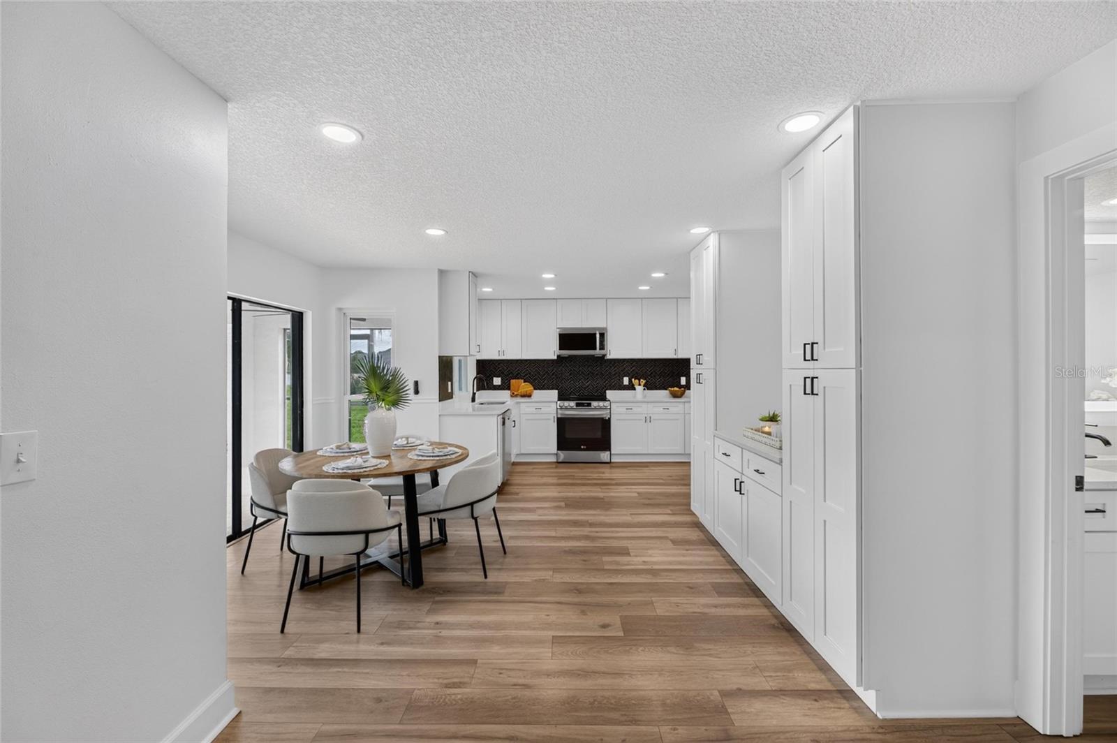 104 BARRINGTON DR