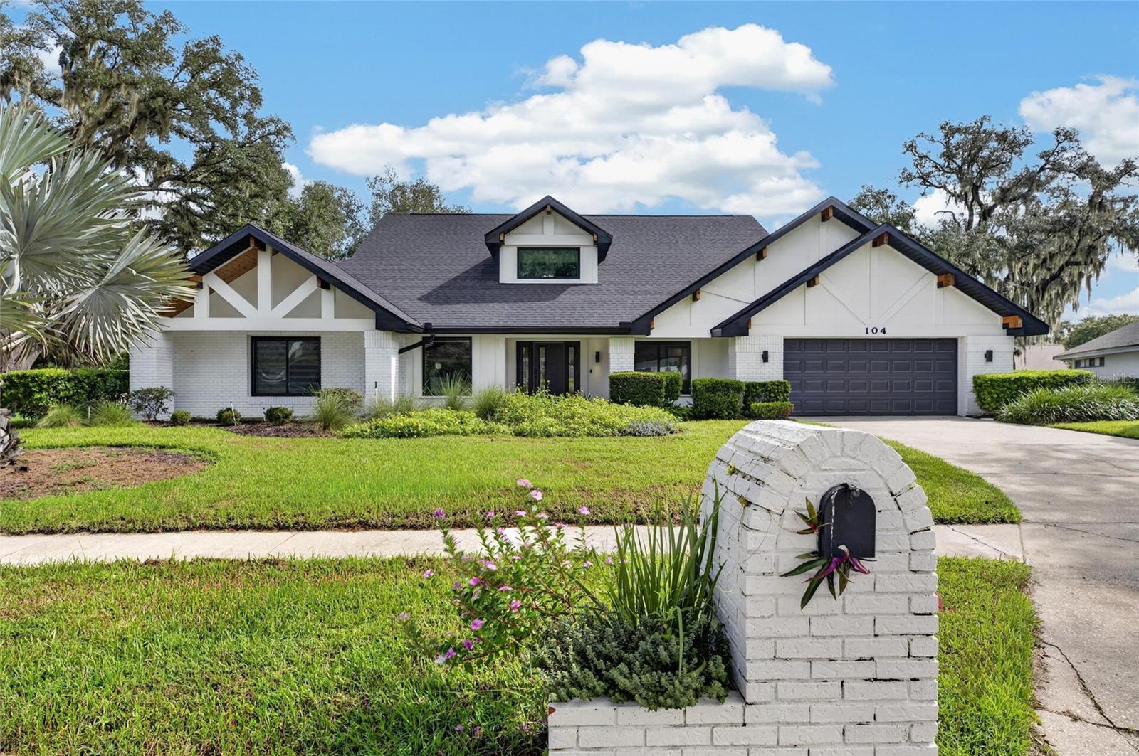 104 BARRINGTON DR