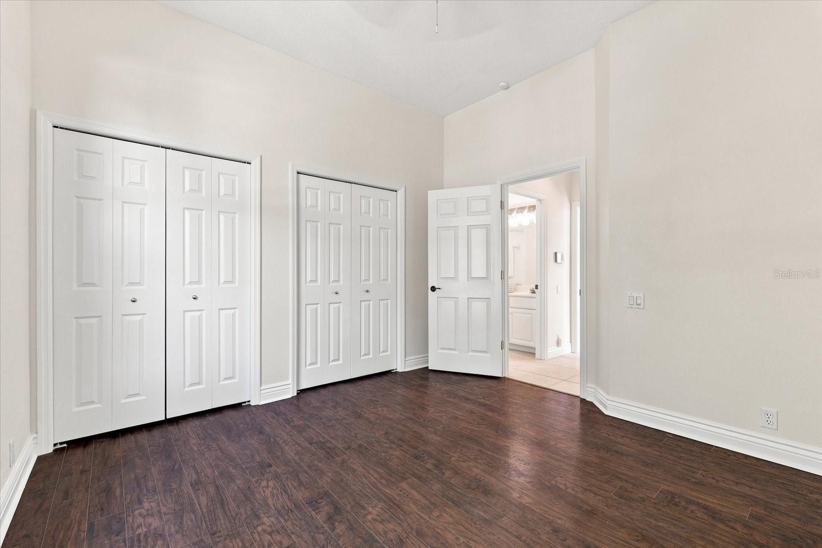 10209 SILVERADO CIR