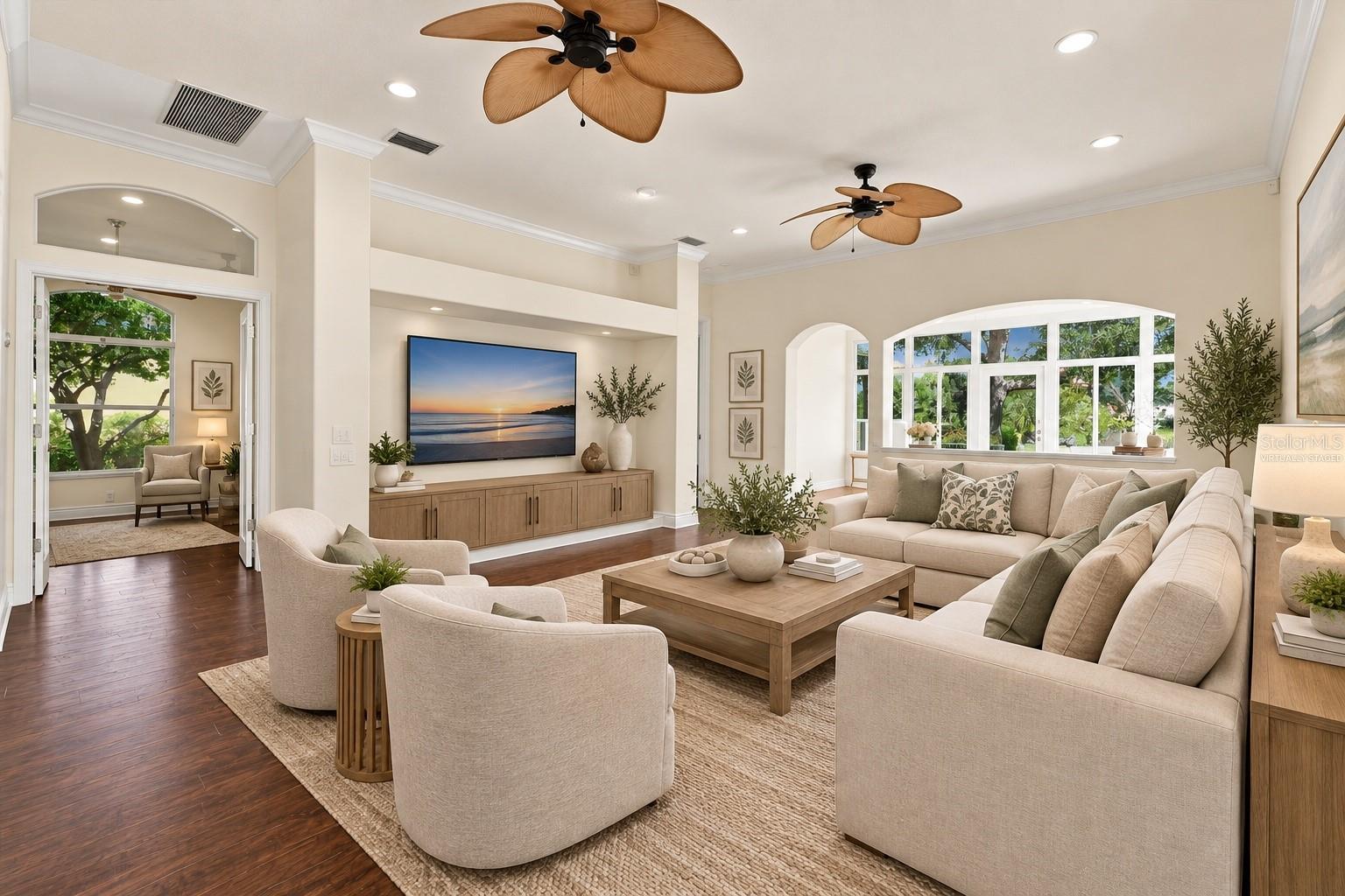 10209 SILVERADO CIR