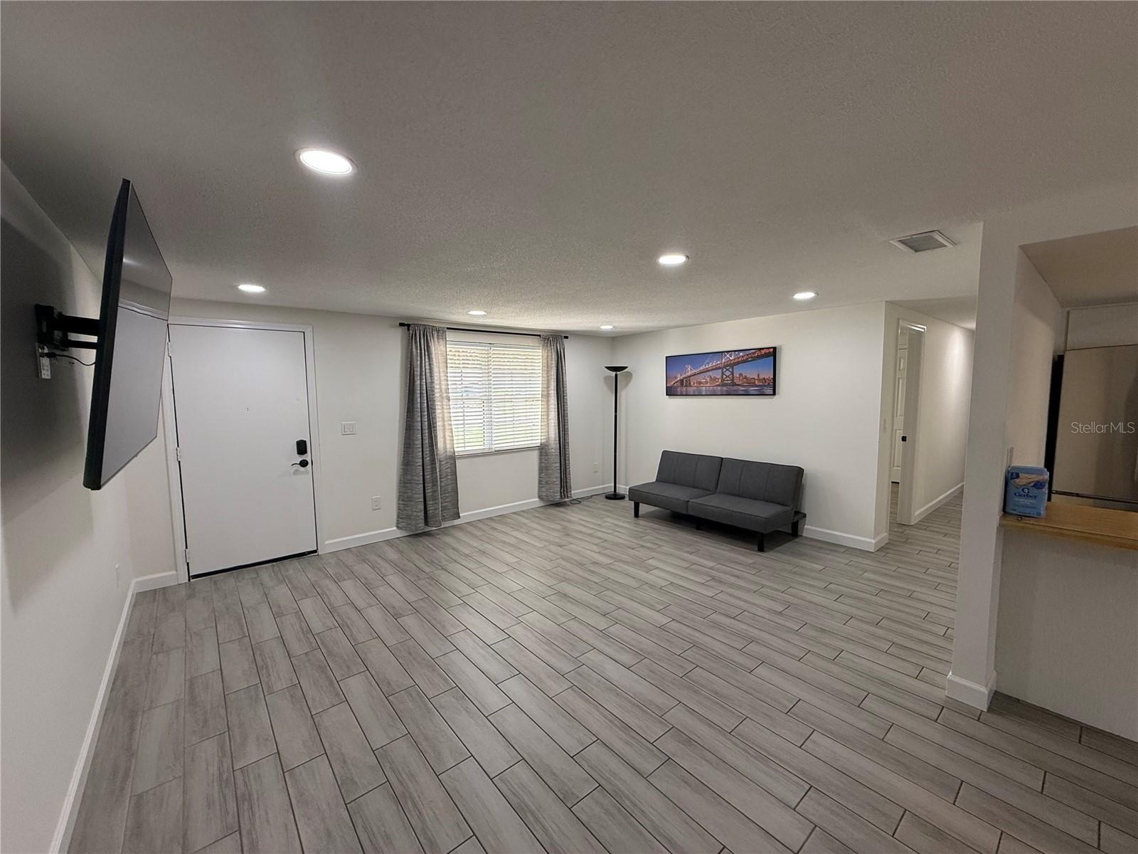 4039 VELARDE LN