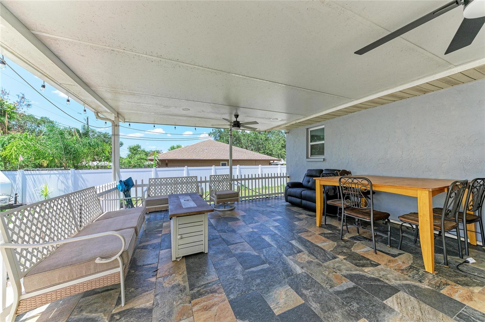 1520 SUNNYHILLS DR