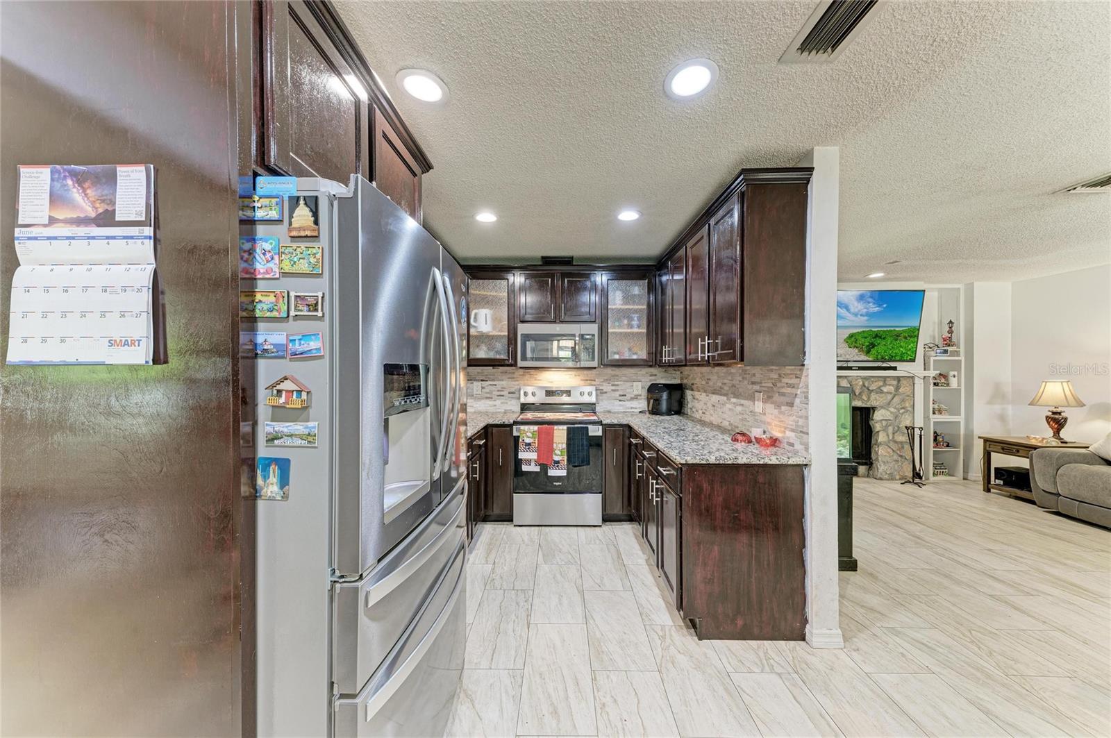 1520 SUNNYHILLS DR
