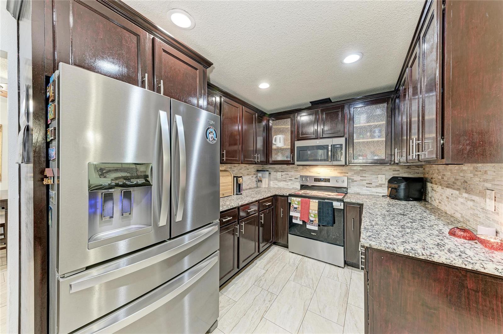 1520 SUNNYHILLS DR