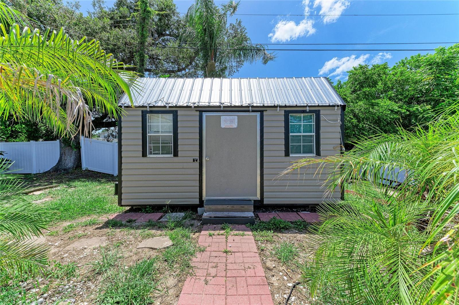 1520 SUNNYHILLS DR