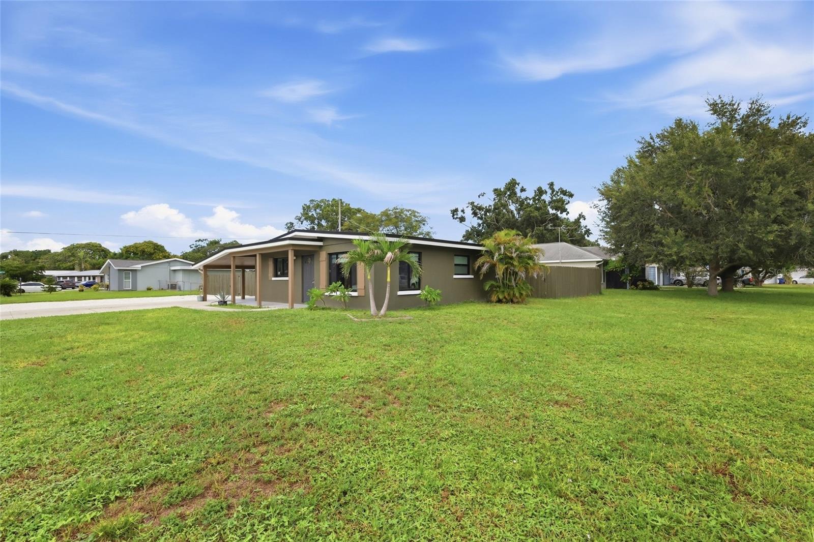 5055 LAHAINA DR
