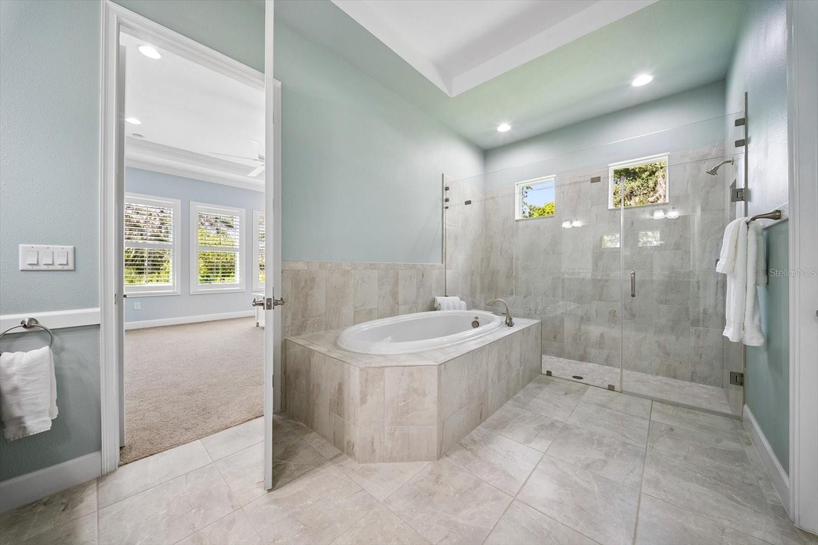 2304 STARWOOD CT