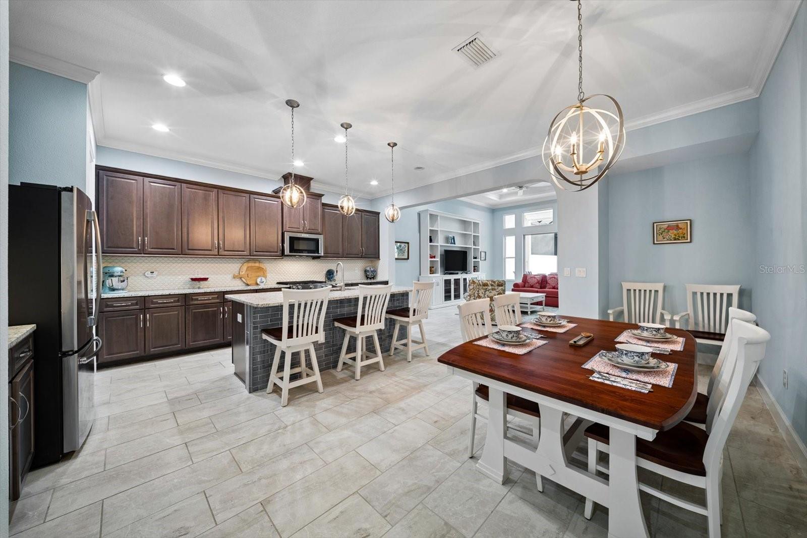 2304 STARWOOD CT