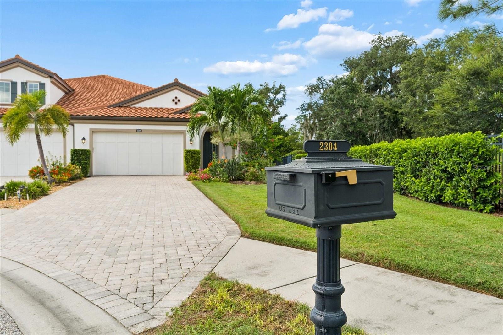 2304 STARWOOD CT