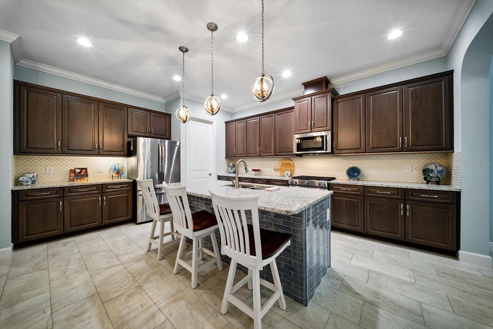 2304 STARWOOD CT