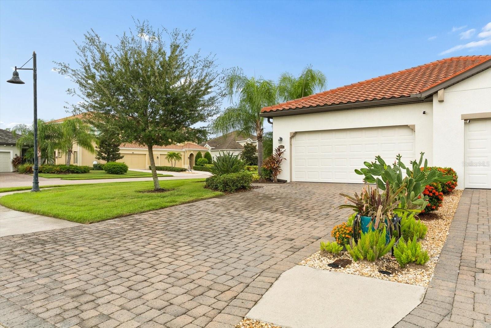 2324 SPRINGHAVEN LN