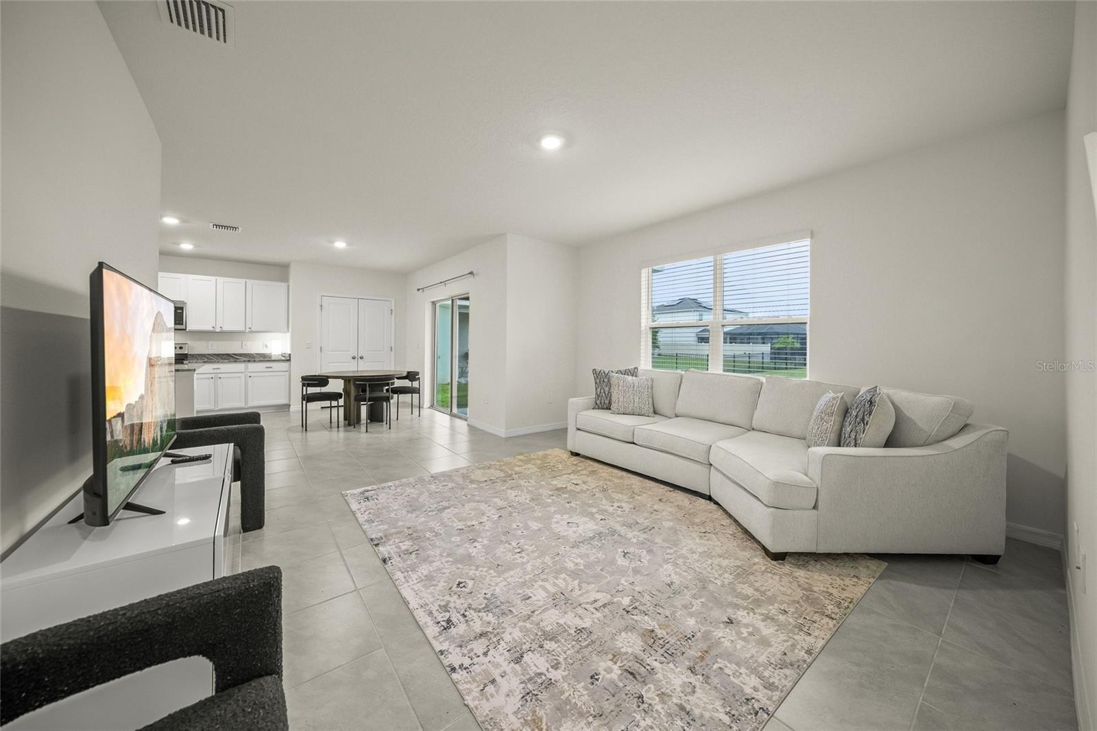 5215 MONTELENA CV SW