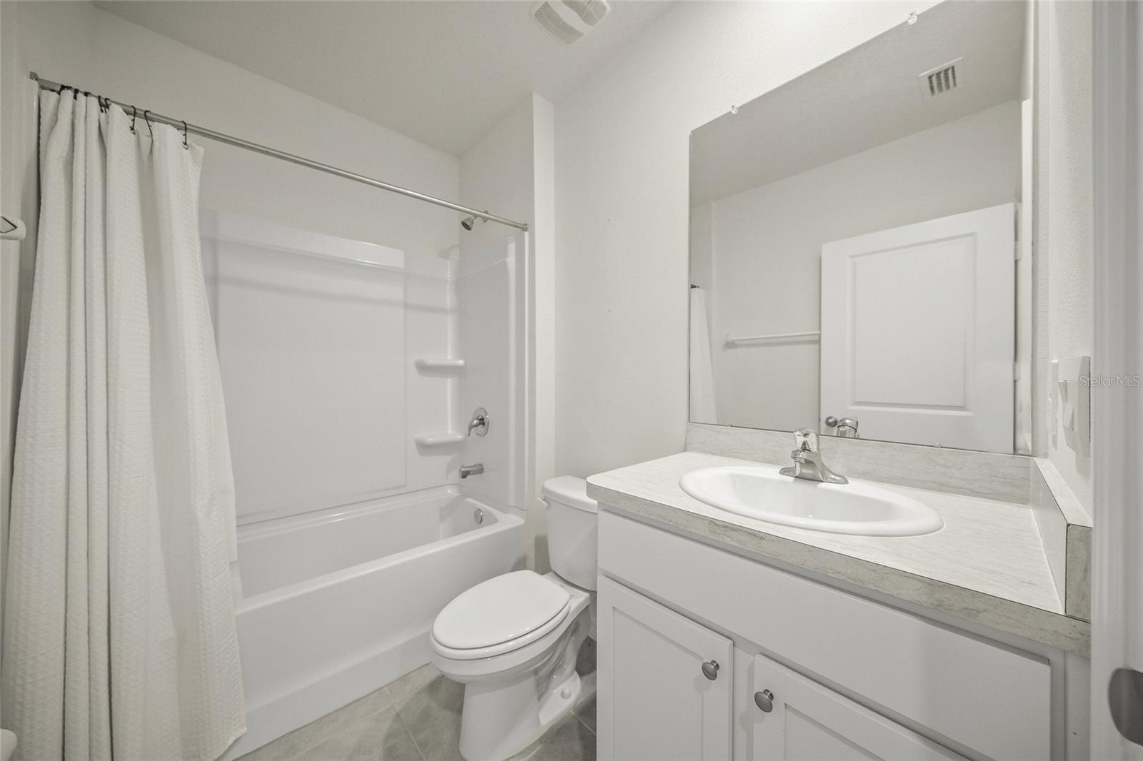 5215 MONTELENA CV SW