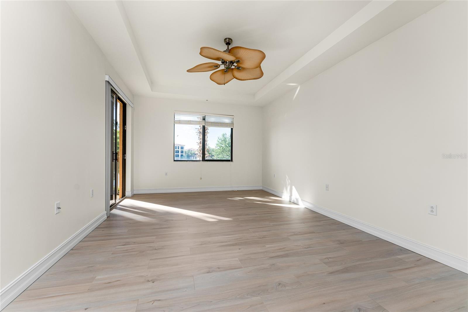90 VIVANTE BLVD #9026