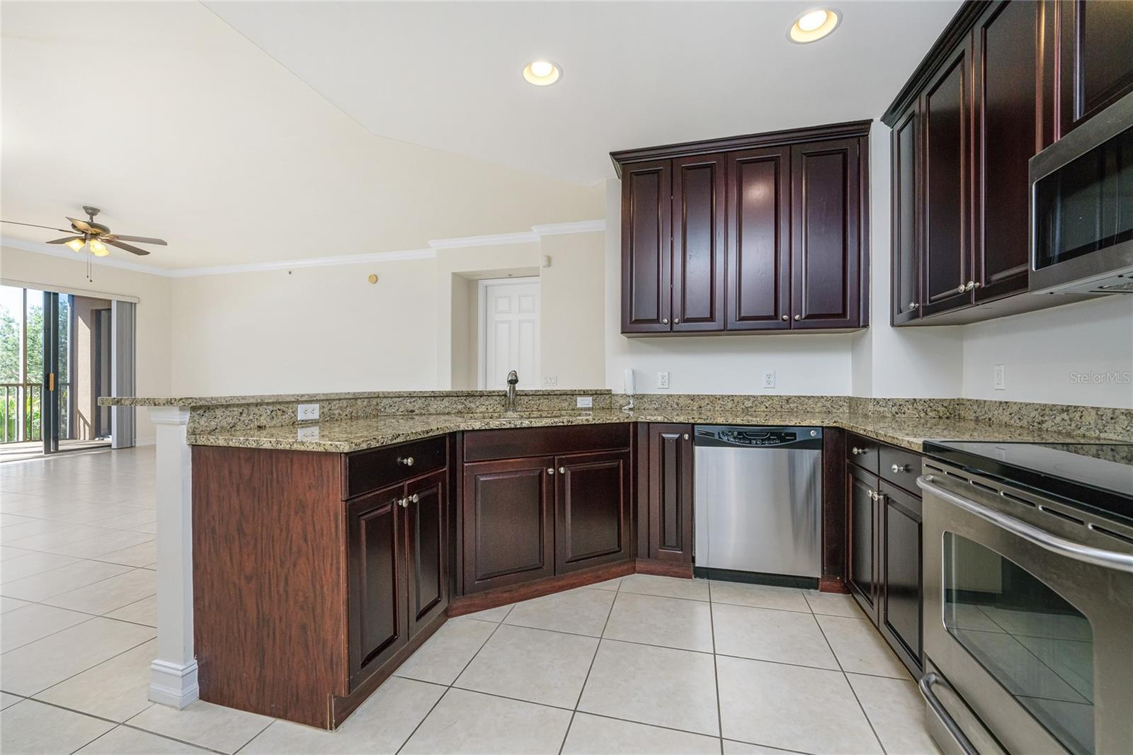 90 VIVANTE BLVD #9026