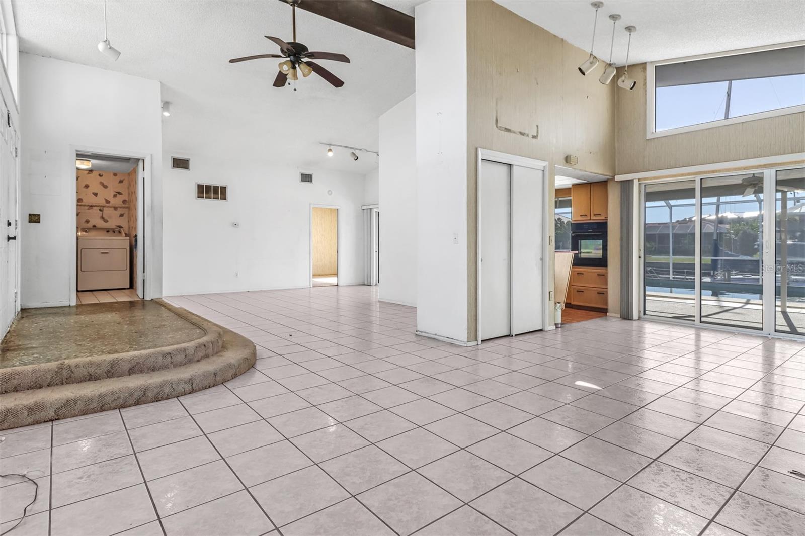 2817 CORAL WAY