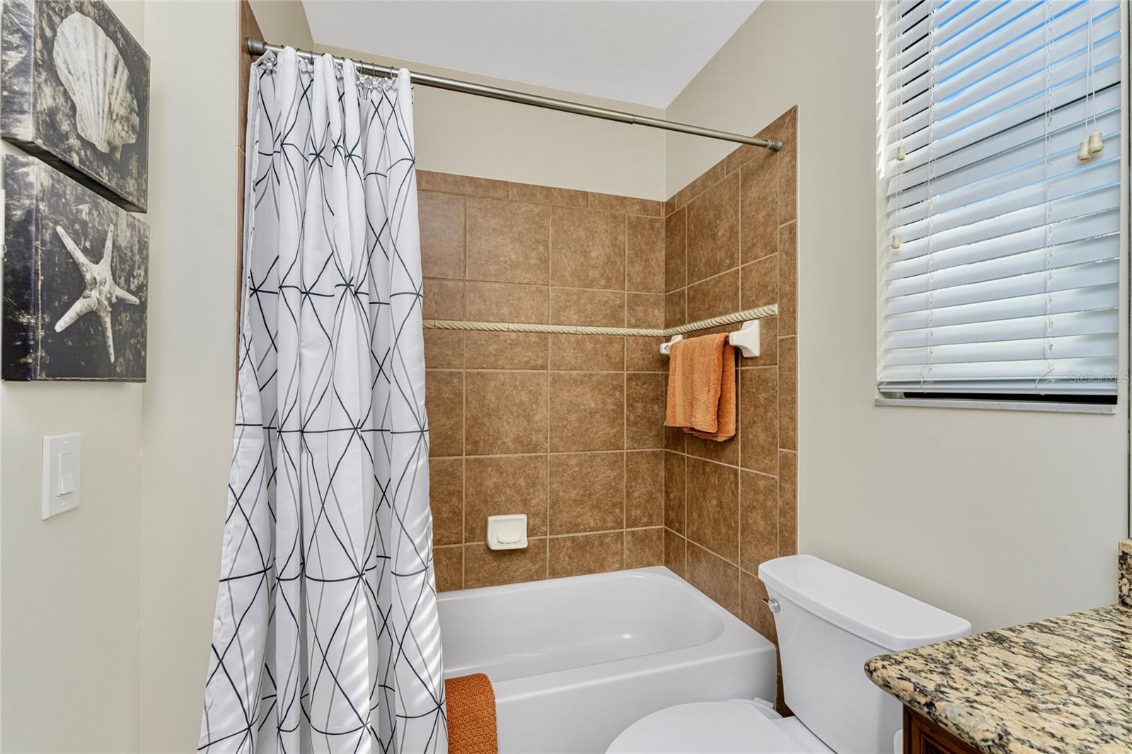 1340 ROCK DOVE CT #121