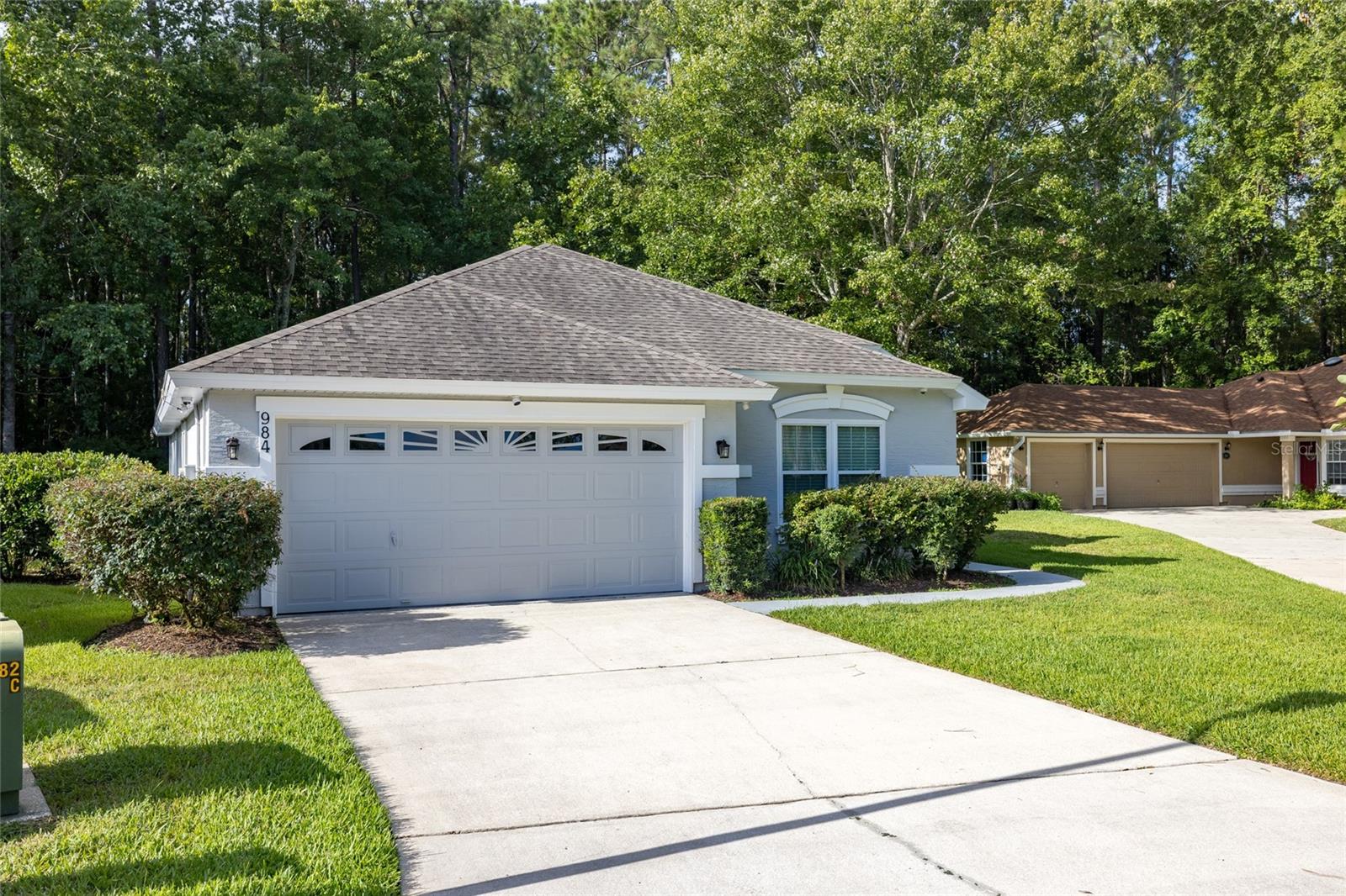 984 BUTTERCUP DR