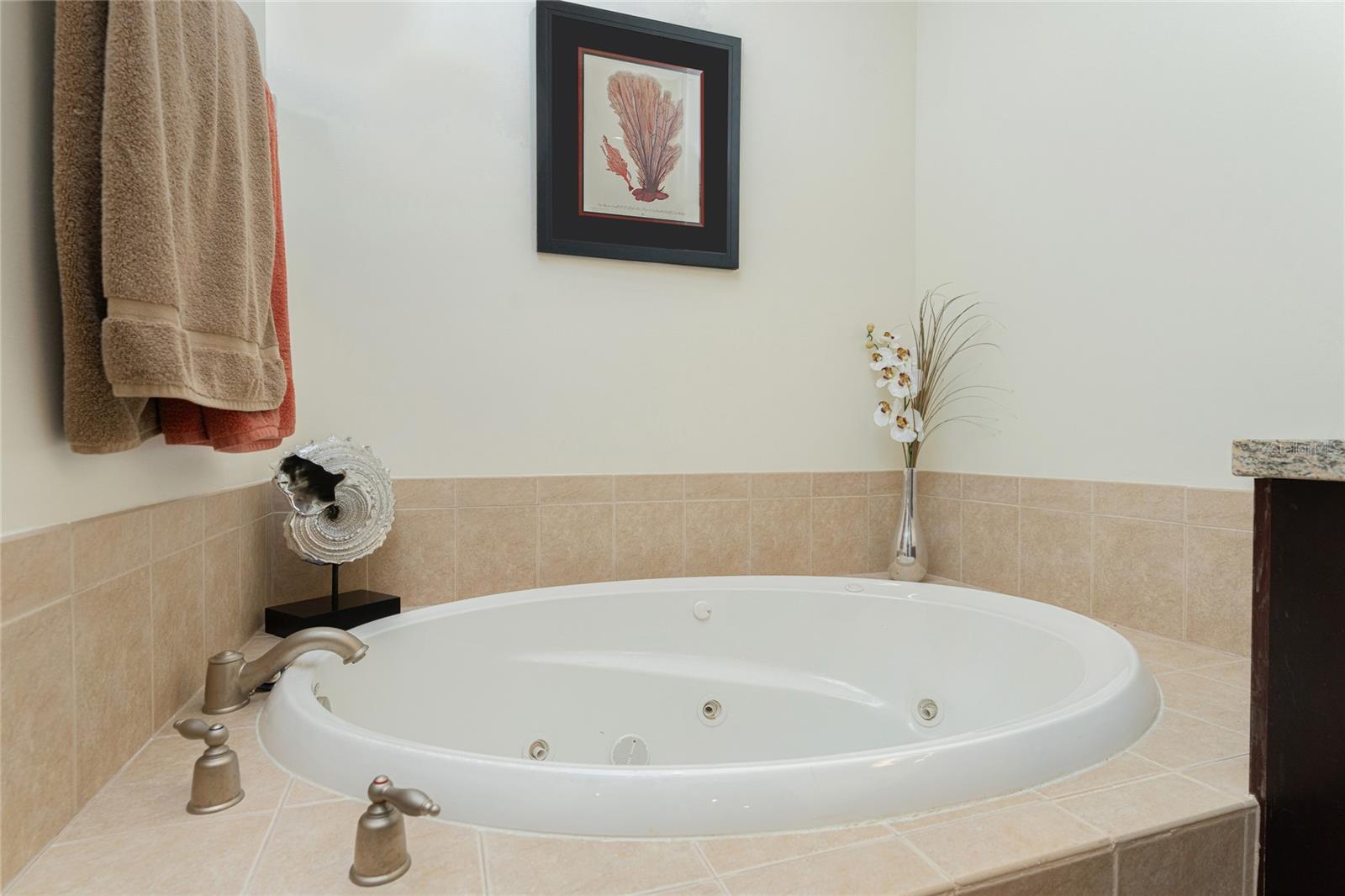 88 VIVANTE BLVD #8845/405