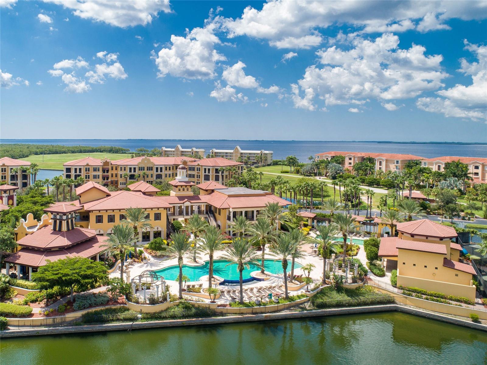 88 VIVANTE BLVD #8845/405