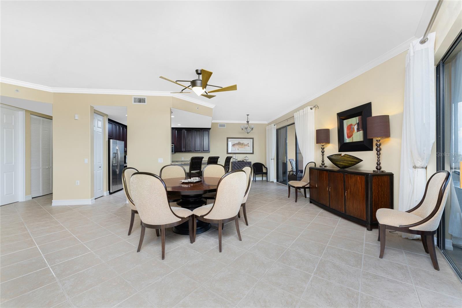 88 VIVANTE BLVD #8845/405