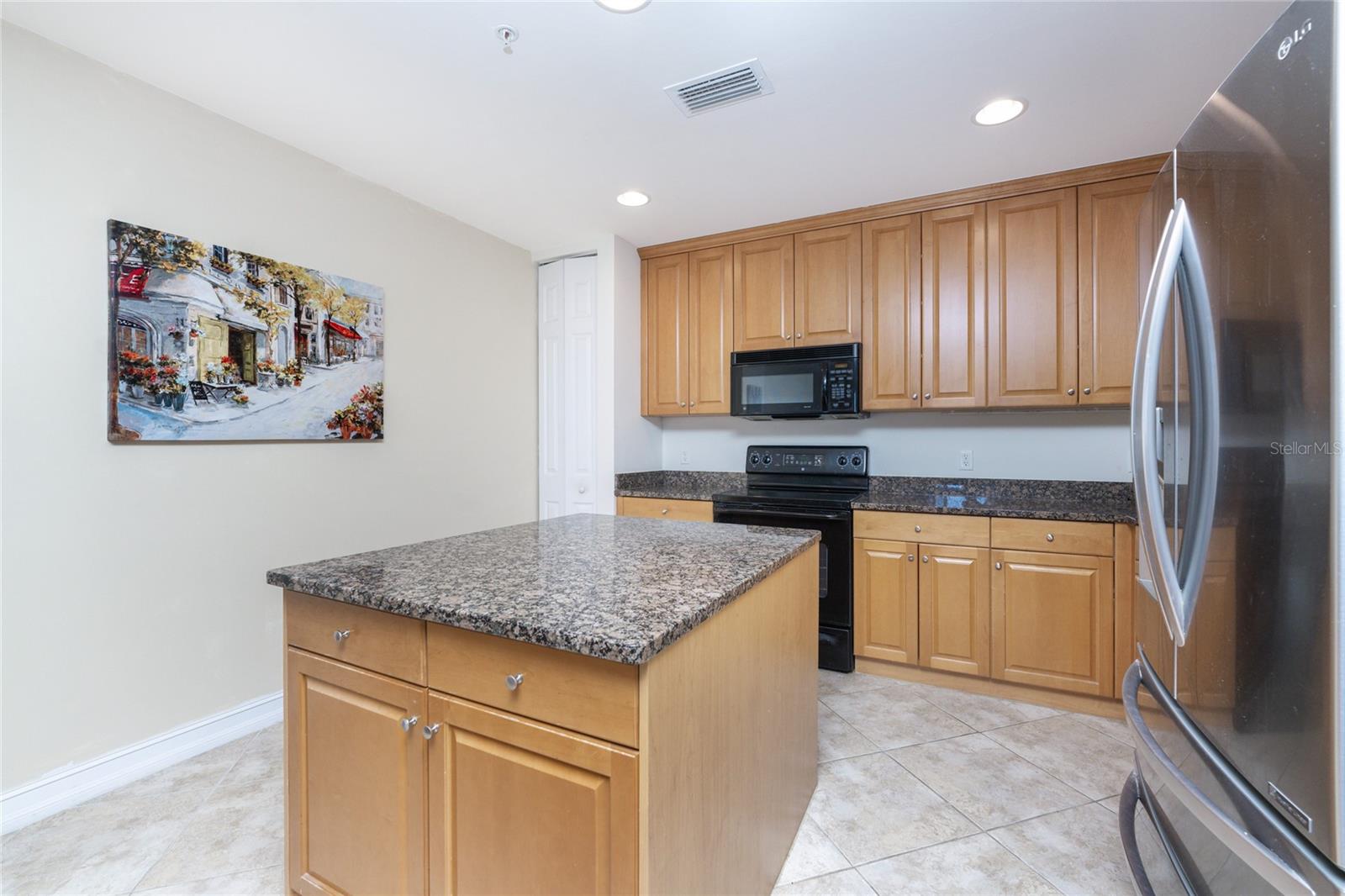 85 VIVANTE BLVD #8524