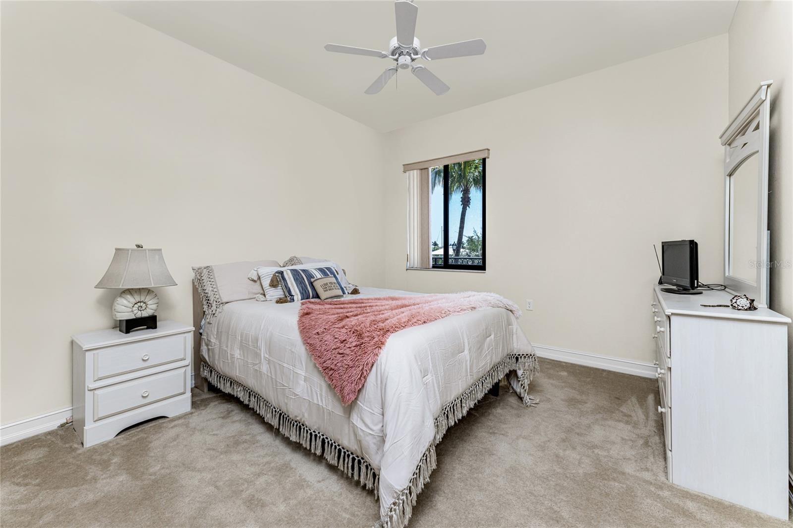 85 VIVANTE BLVD #8524