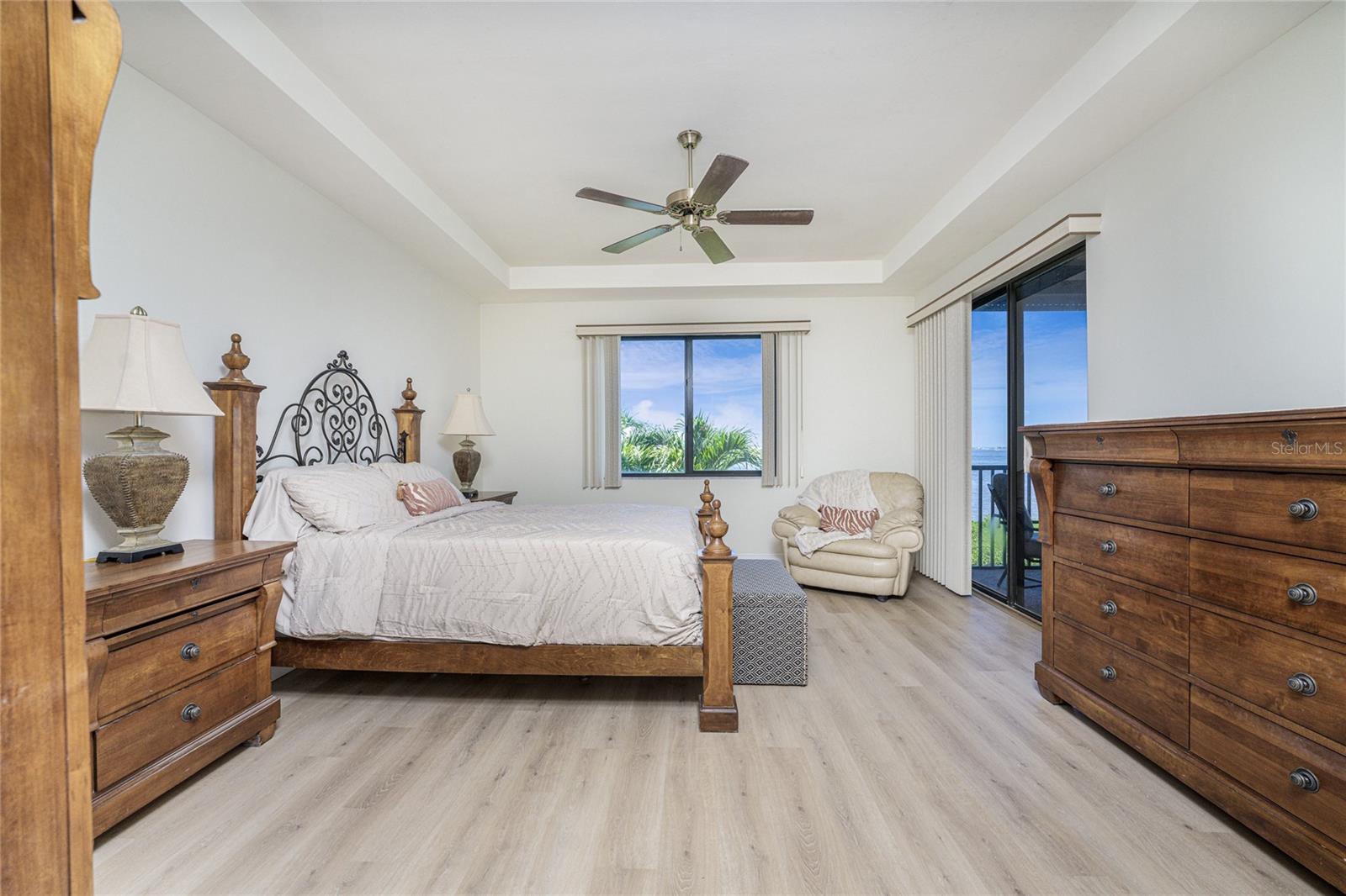 85 VIVANTE BLVD #8524