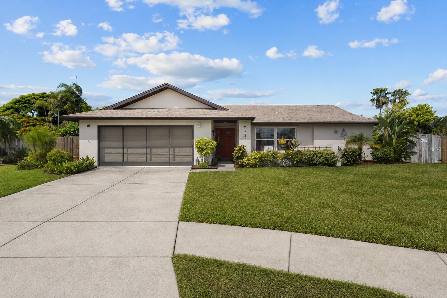 6640 WATERFORD LN