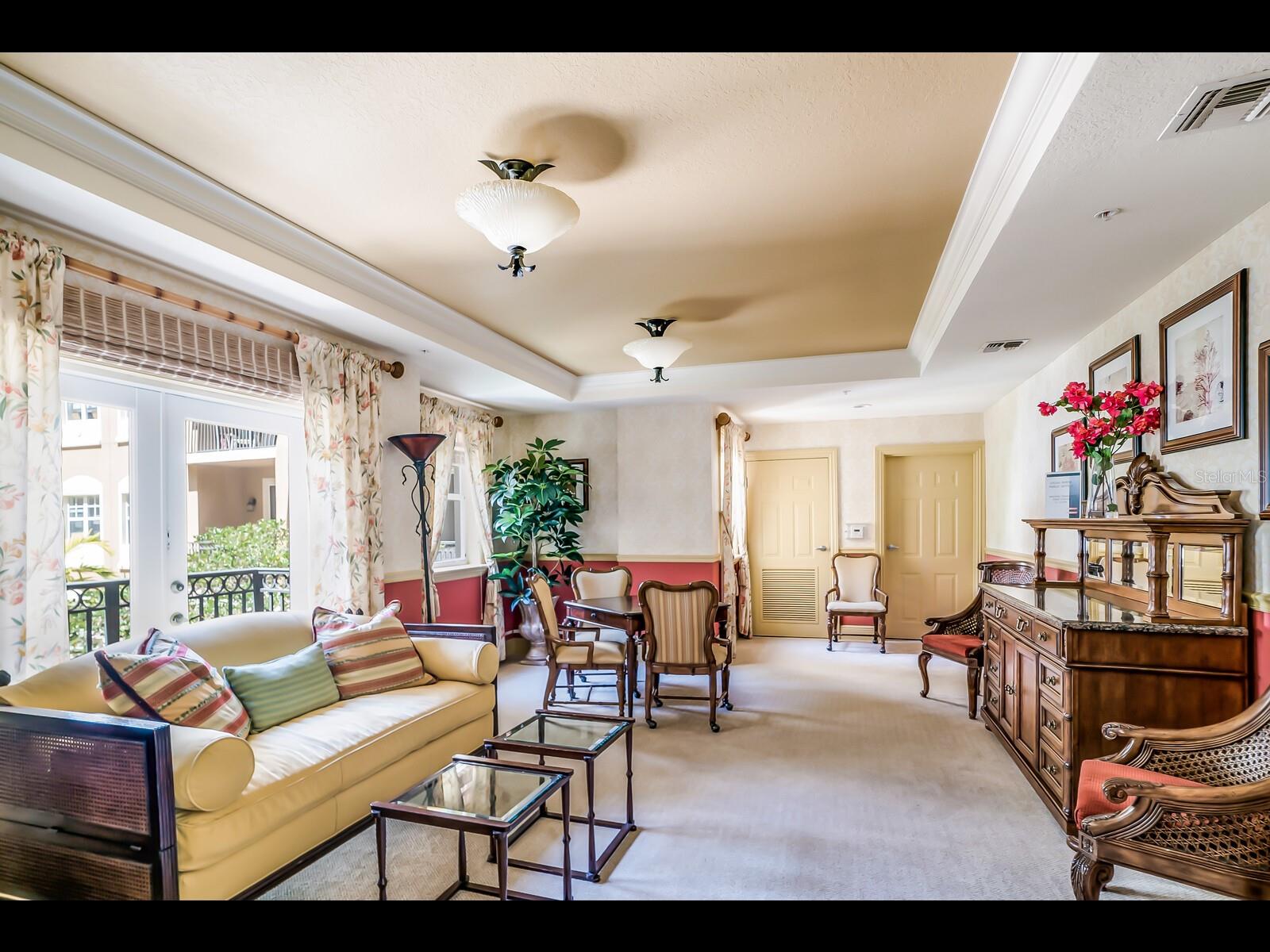 1064 N TAMIAMI TRL #1219