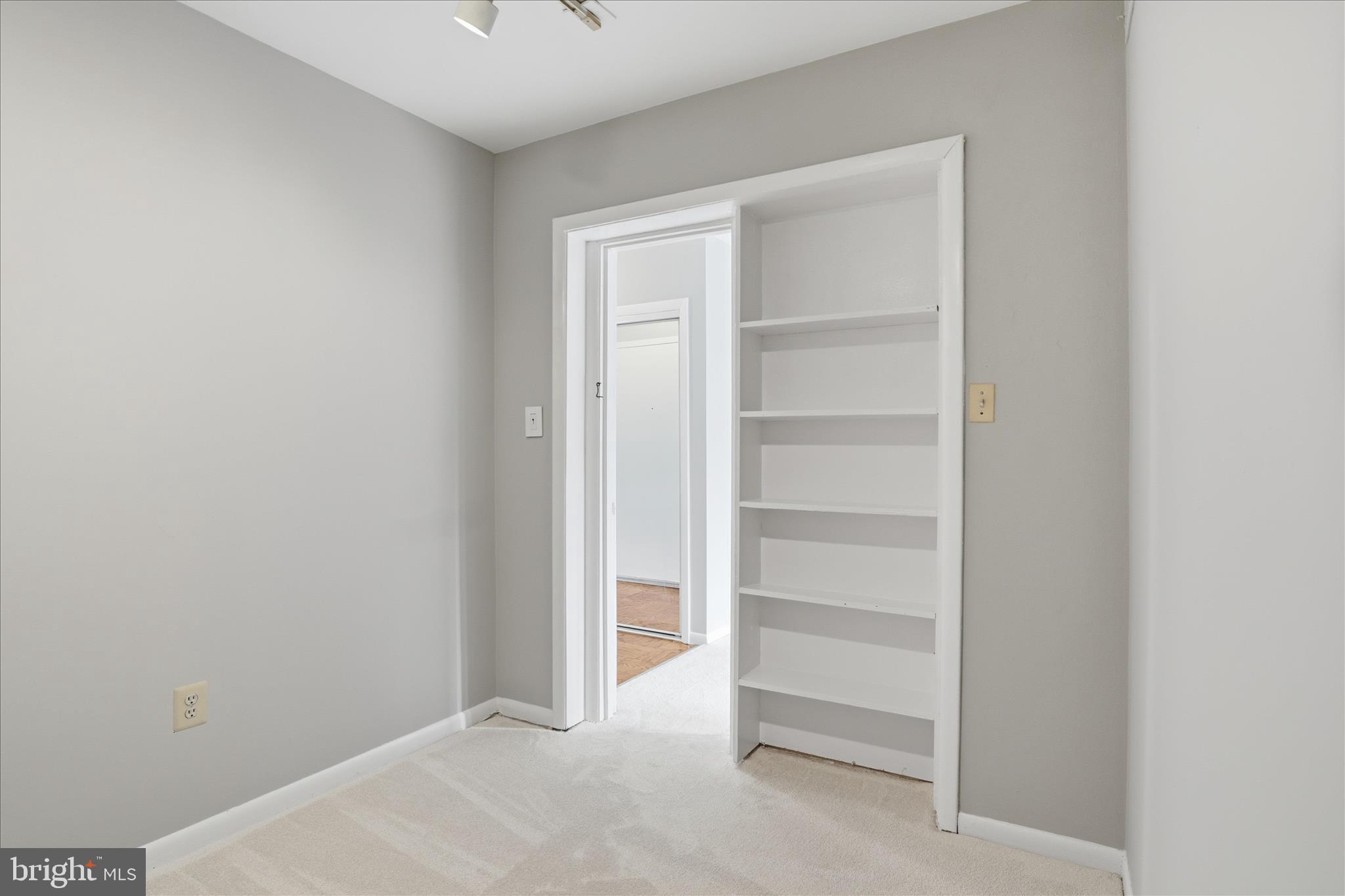 10721 WEST DRIVE 302