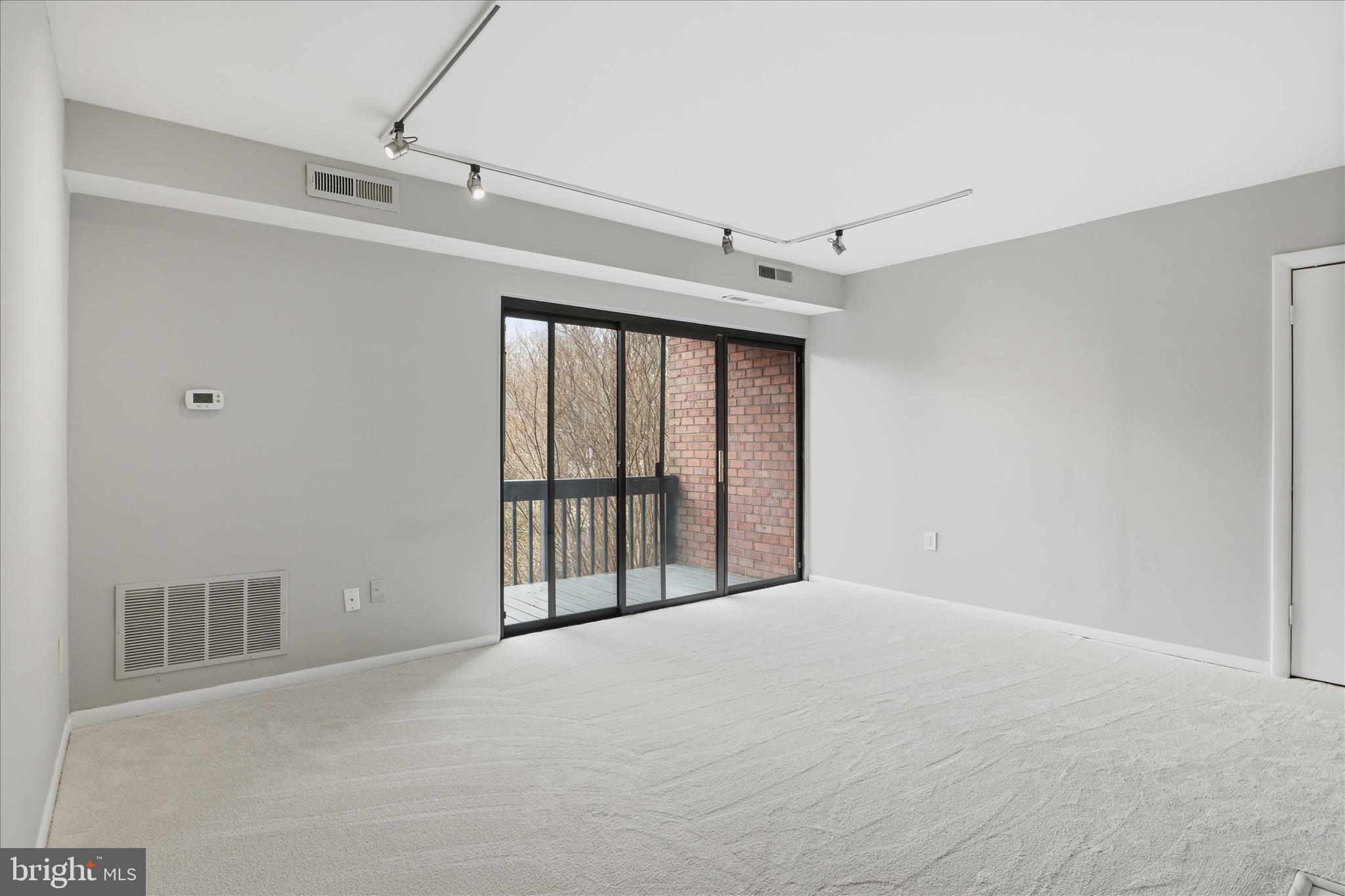 10721 WEST DRIVE 302