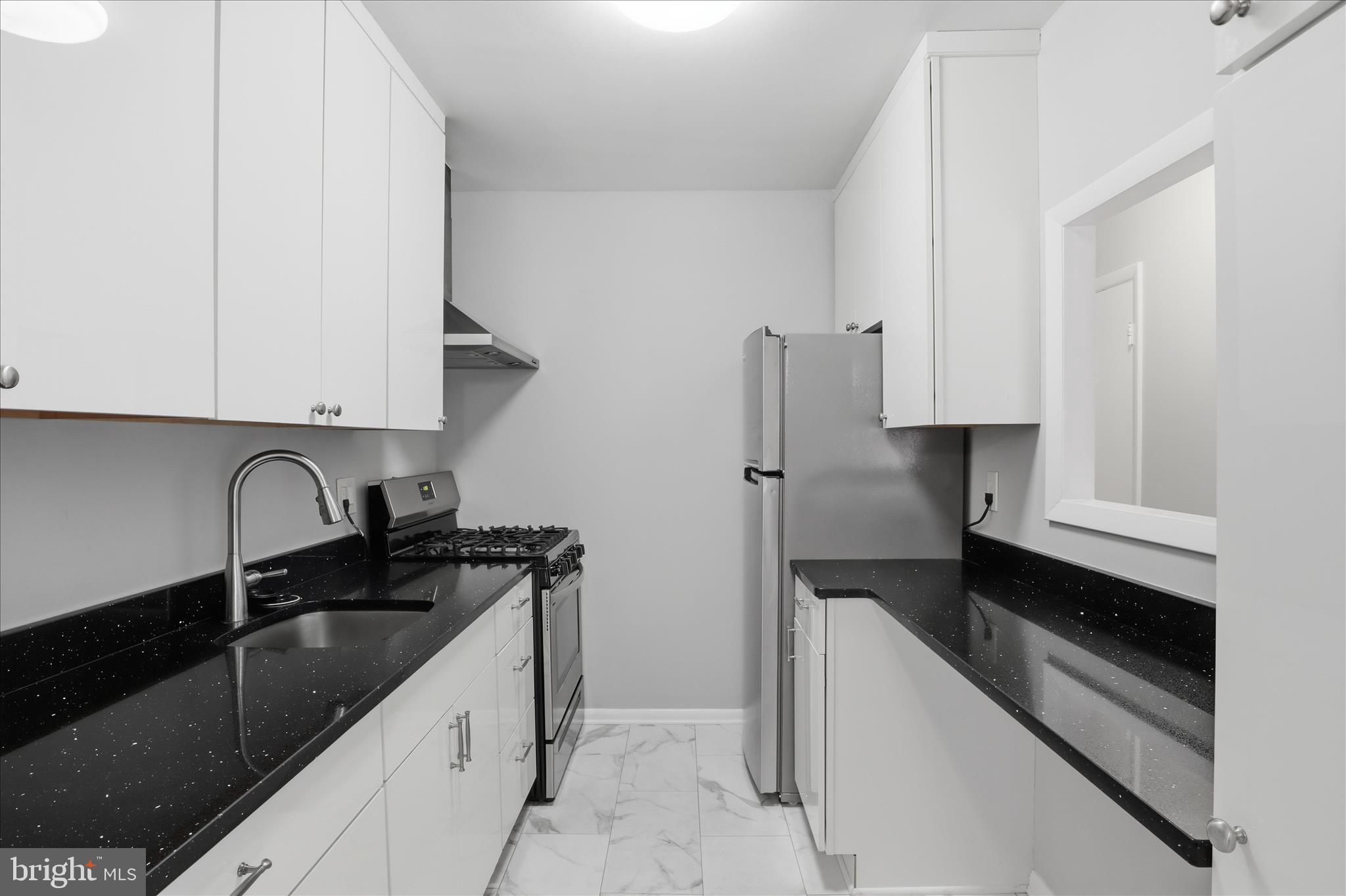 10721 WEST DRIVE 302