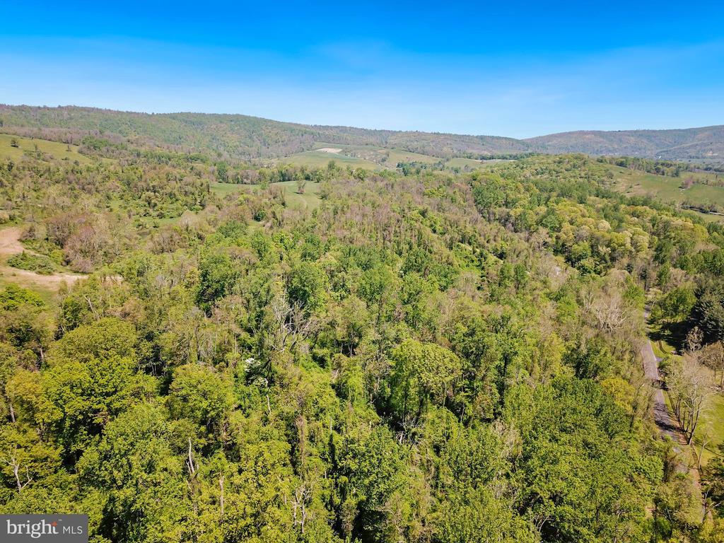 BLUE RIDGE - LEEDS MANOR ROAD