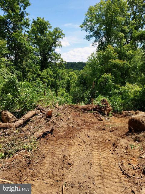 BLUE RIDGE - LEEDS MANOR ROAD