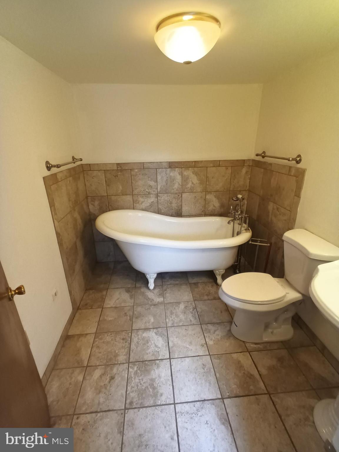 213 OLD WATERFORD ROAD NW