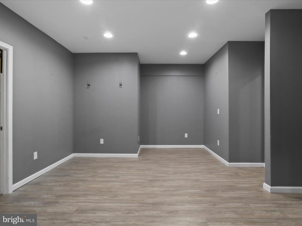 17494 LETHRIDGE CIRCLE