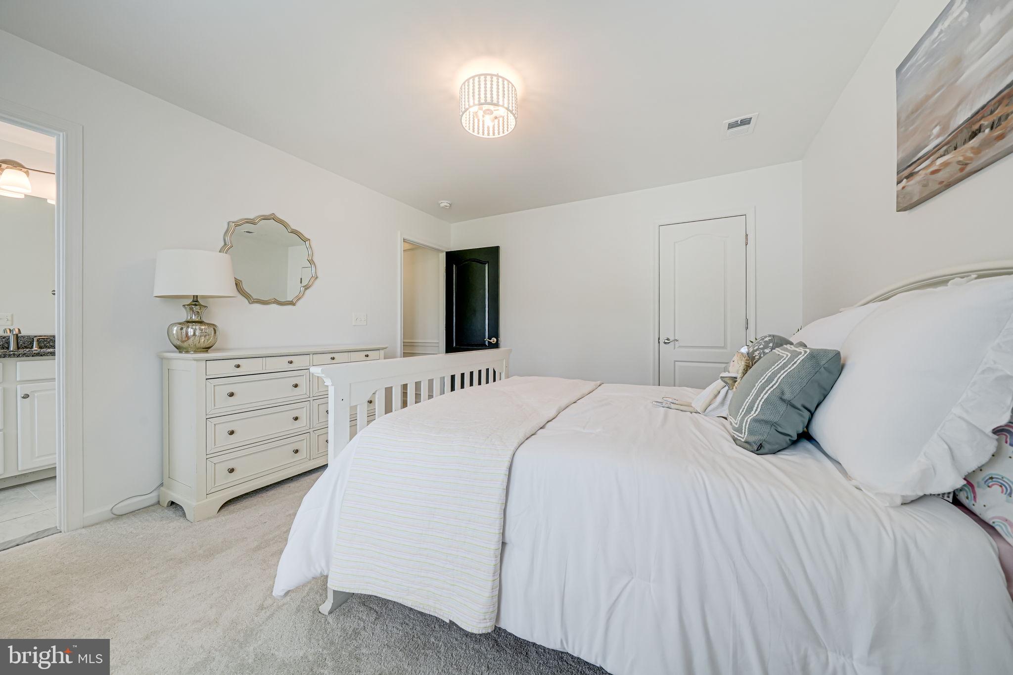 40976 MAPLEHURST DRIVE