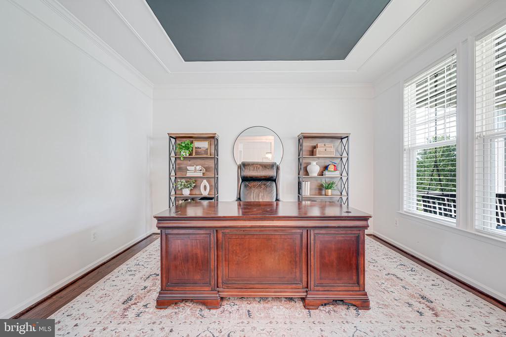 40976 MAPLEHURST DRIVE