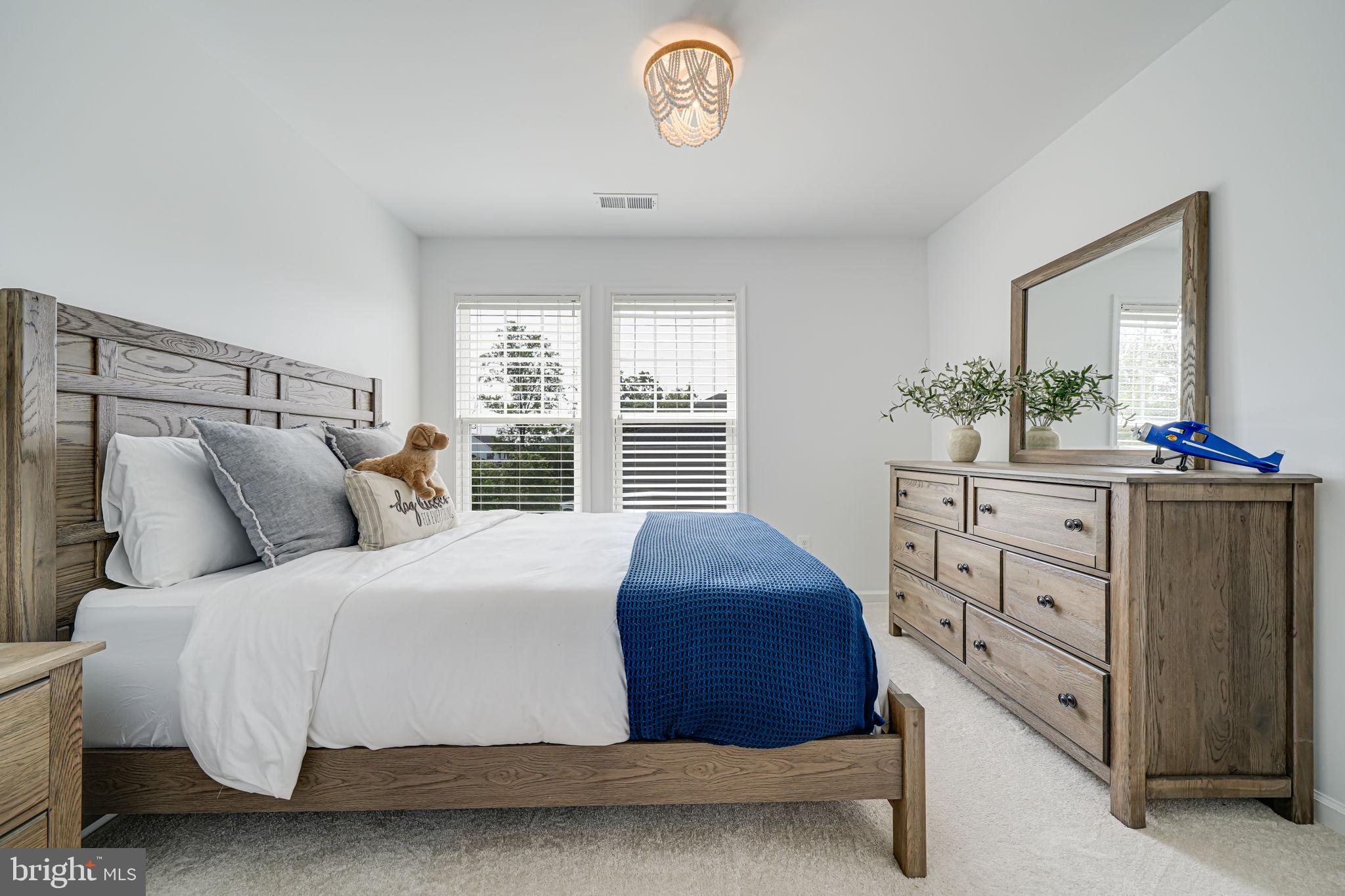 40976 MAPLEHURST DRIVE