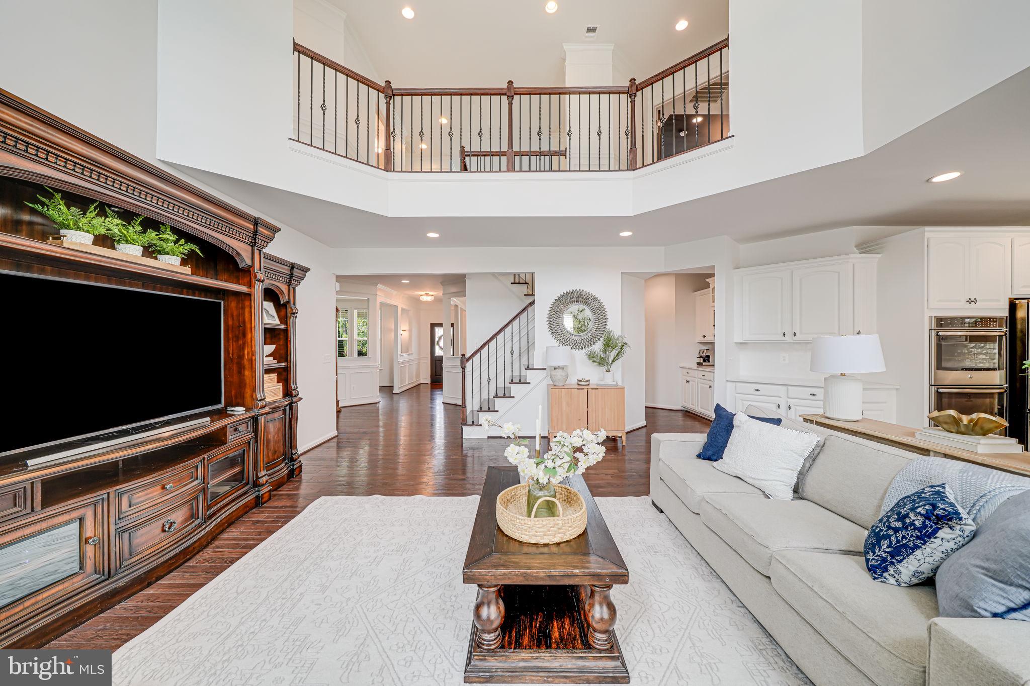 40976 MAPLEHURST DRIVE