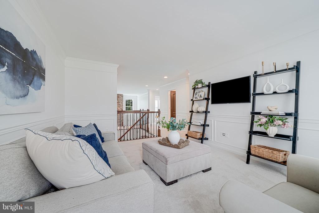 40976 MAPLEHURST DRIVE
