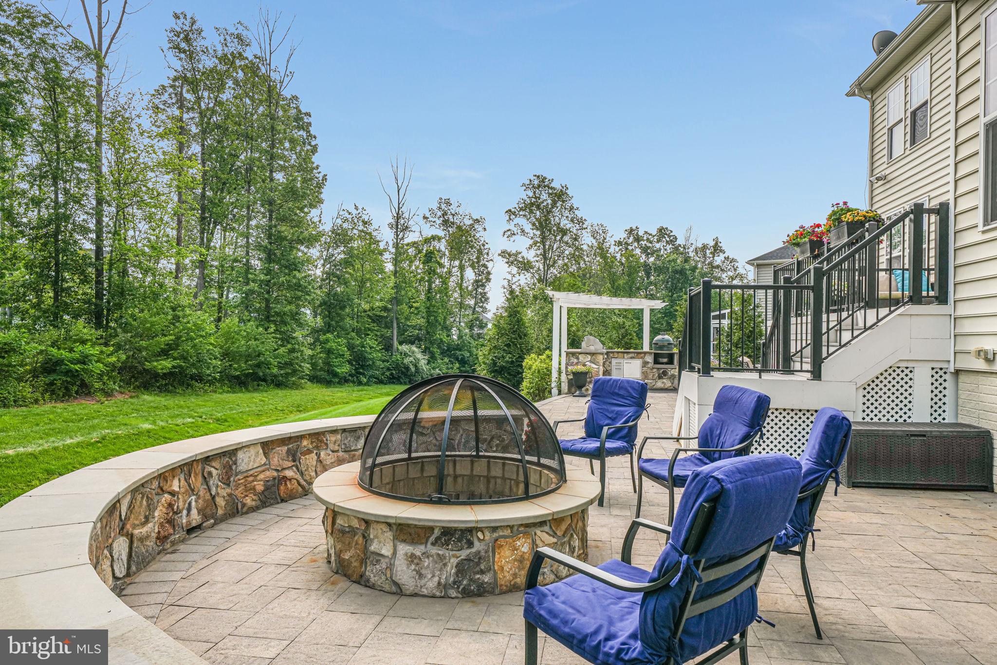 40976 MAPLEHURST DRIVE