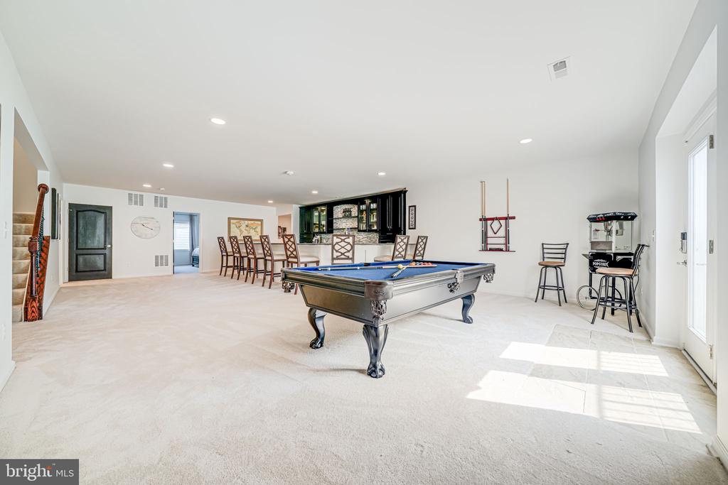 40976 MAPLEHURST DRIVE
