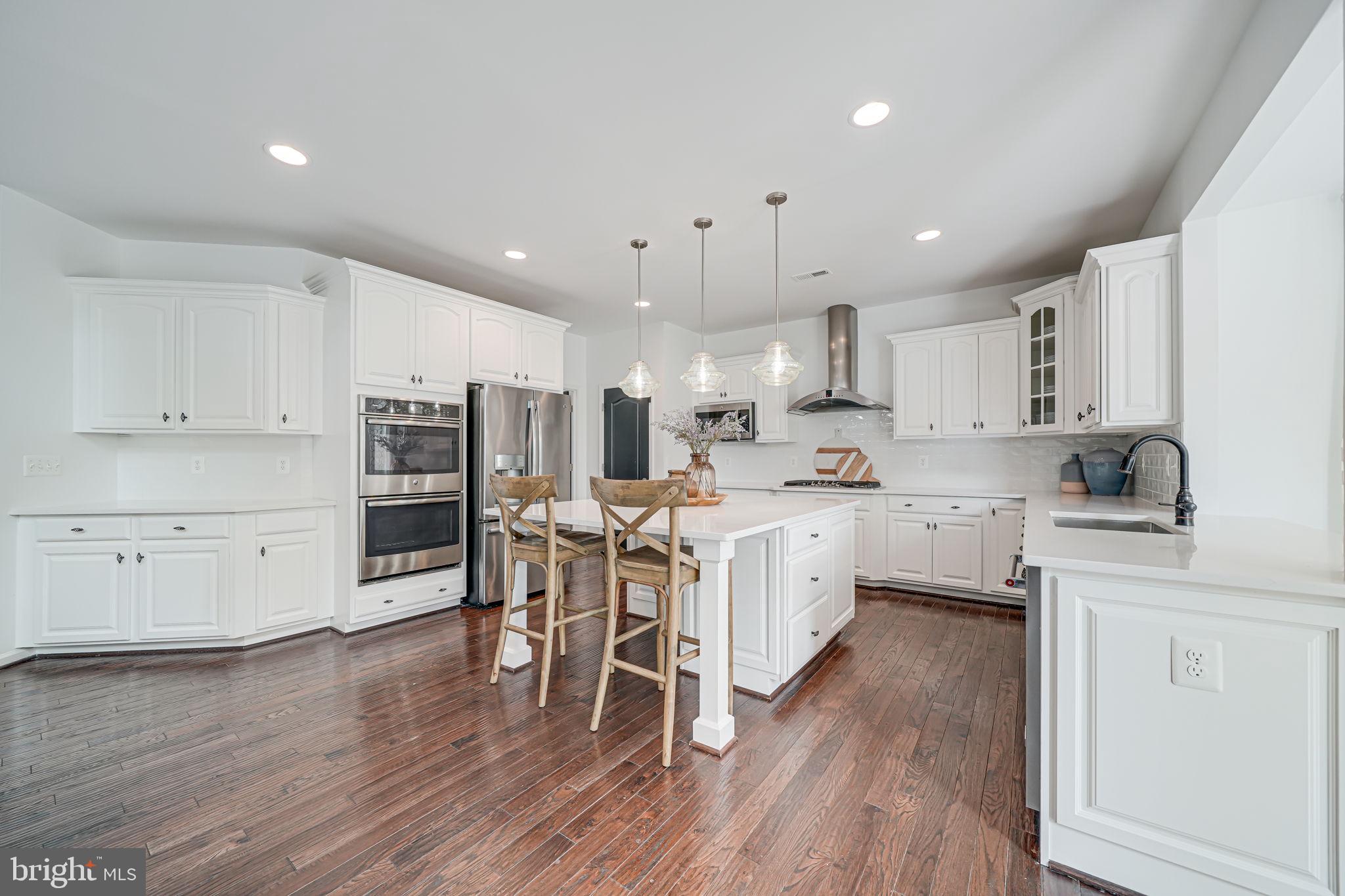 40976 MAPLEHURST DRIVE