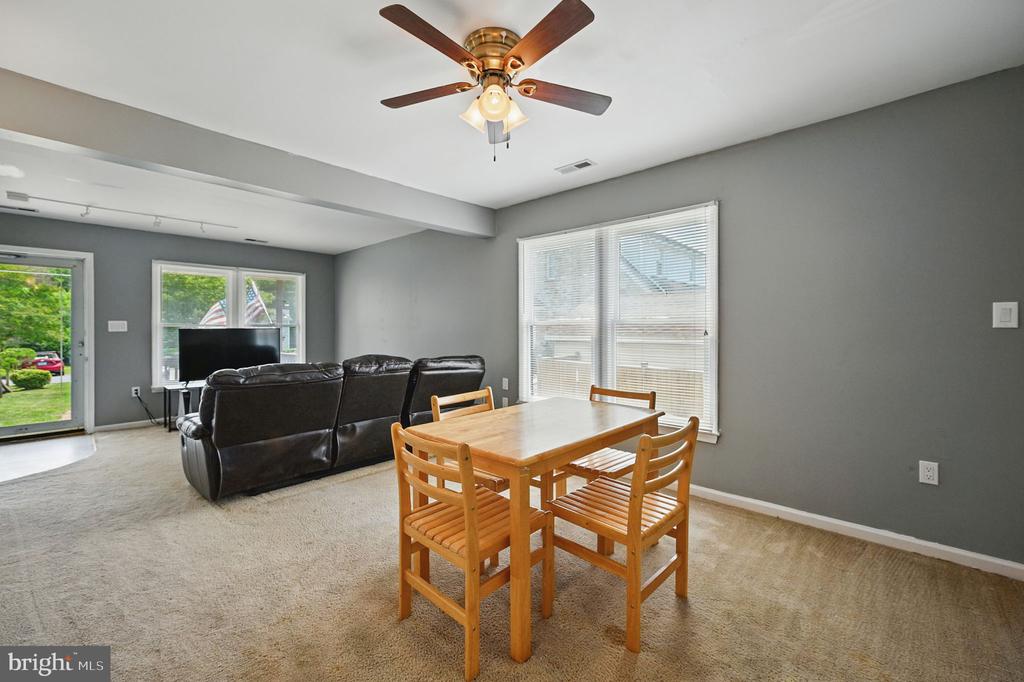 403 S 11TH STREET