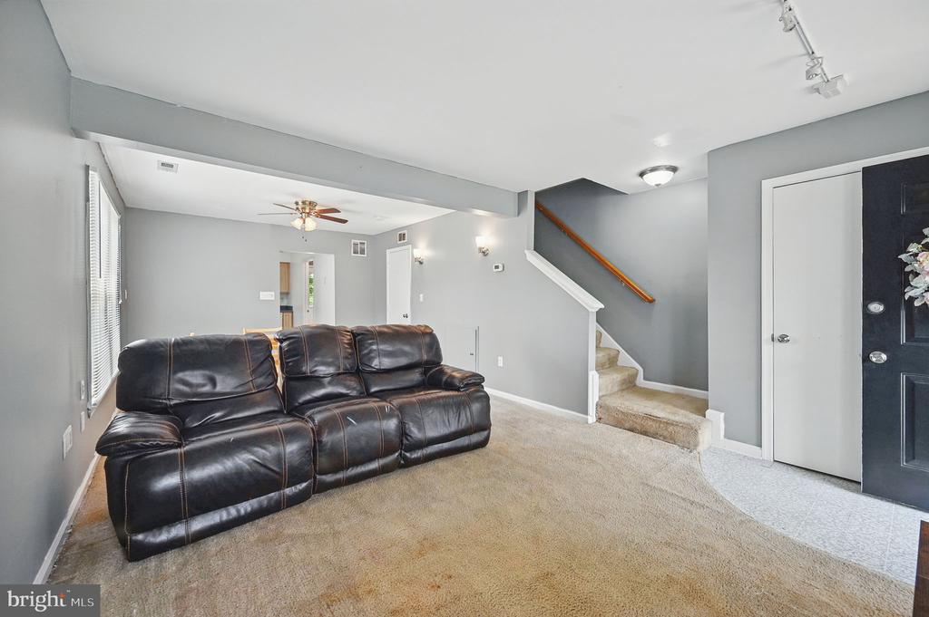 403 S 11TH STREET
