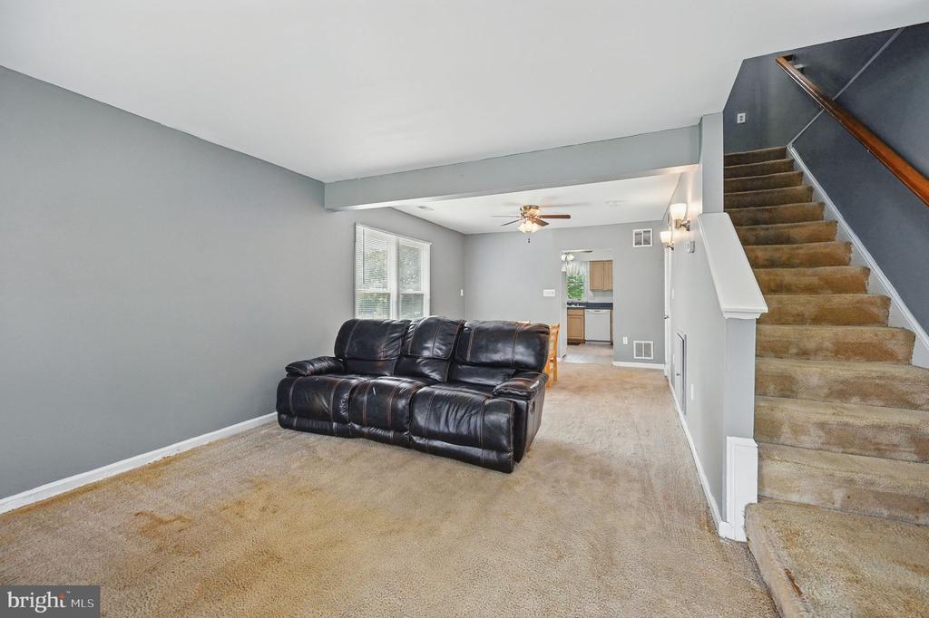 403 S 11TH STREET
